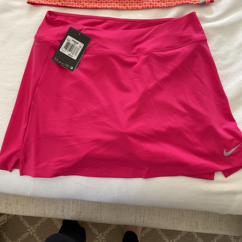 Nike Pink to Orange Ombre Athletic Tee and Hot Pink Skort Set - Picture 3 of 5